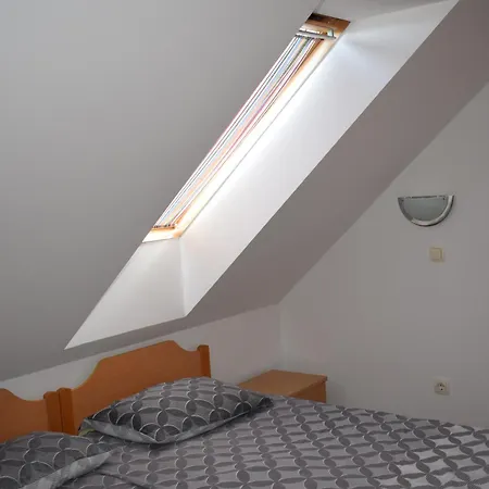 Farm Zevnik בית הארחה 3*