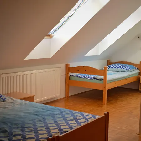 Farm Zevnik Hiša za goste 3*