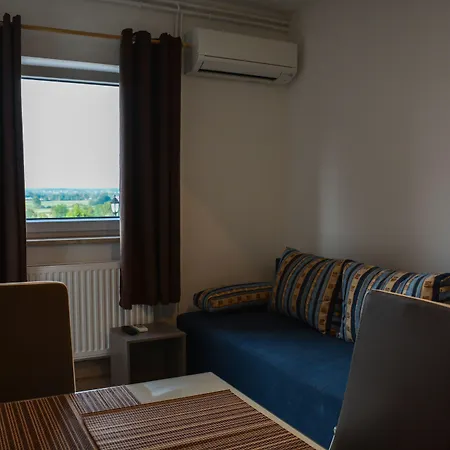 Farm Zevnik Gæstehus 3*