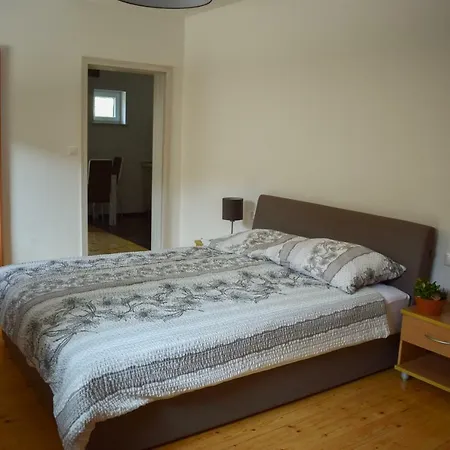 בית הארחה Farm Zevnik 3*