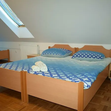 Farm Zevnik 3* ברז'יס